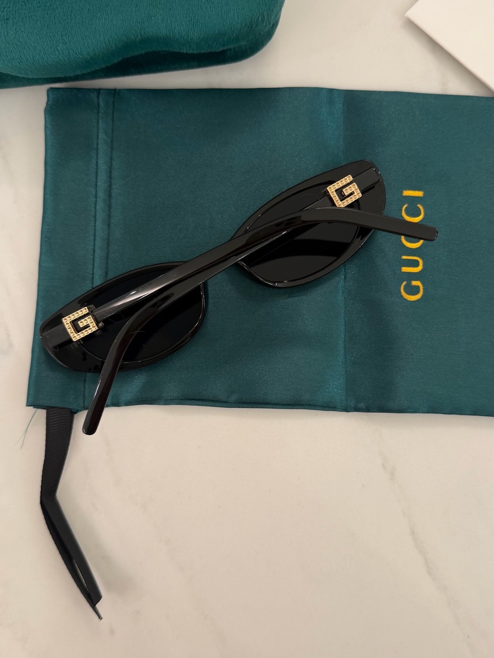 Gucci Black Oval Women's Sunglasses with Dark Lenses - Picture 6 of 13